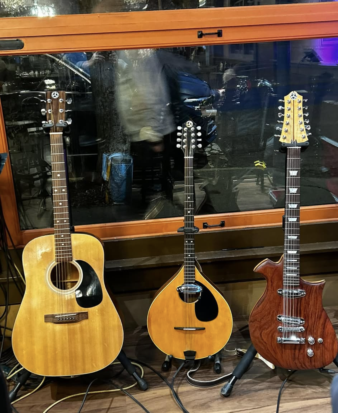  Friday Night Wine Down - Live Music under the oaks with Bobby Turner