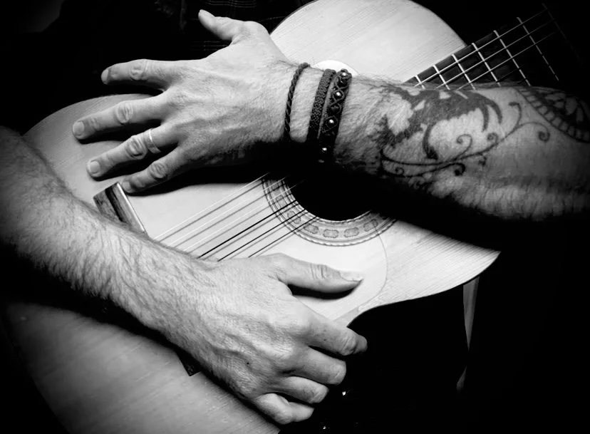 Derren Solo Guitar at Electric Brewing