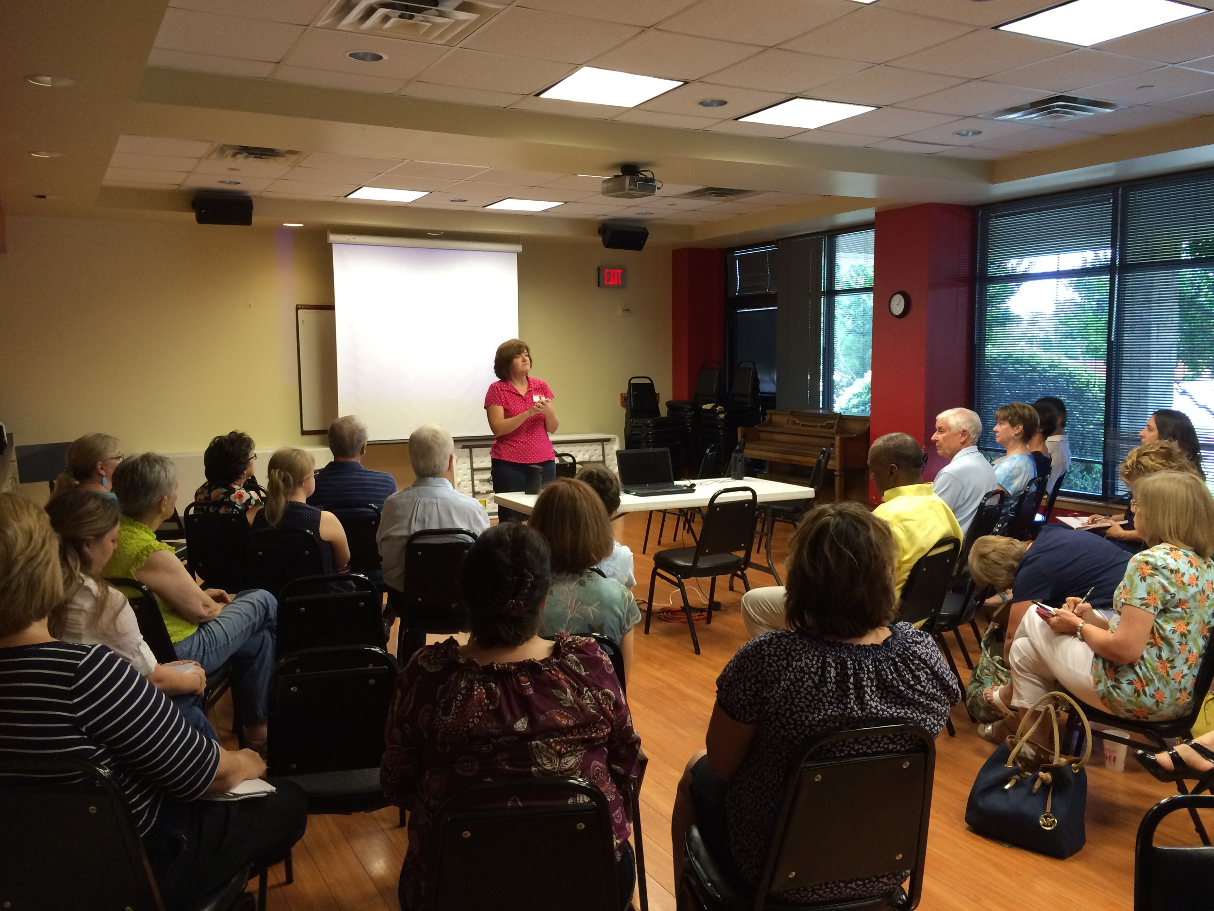 Virginia Phillips leads a discussion of Project Independence.