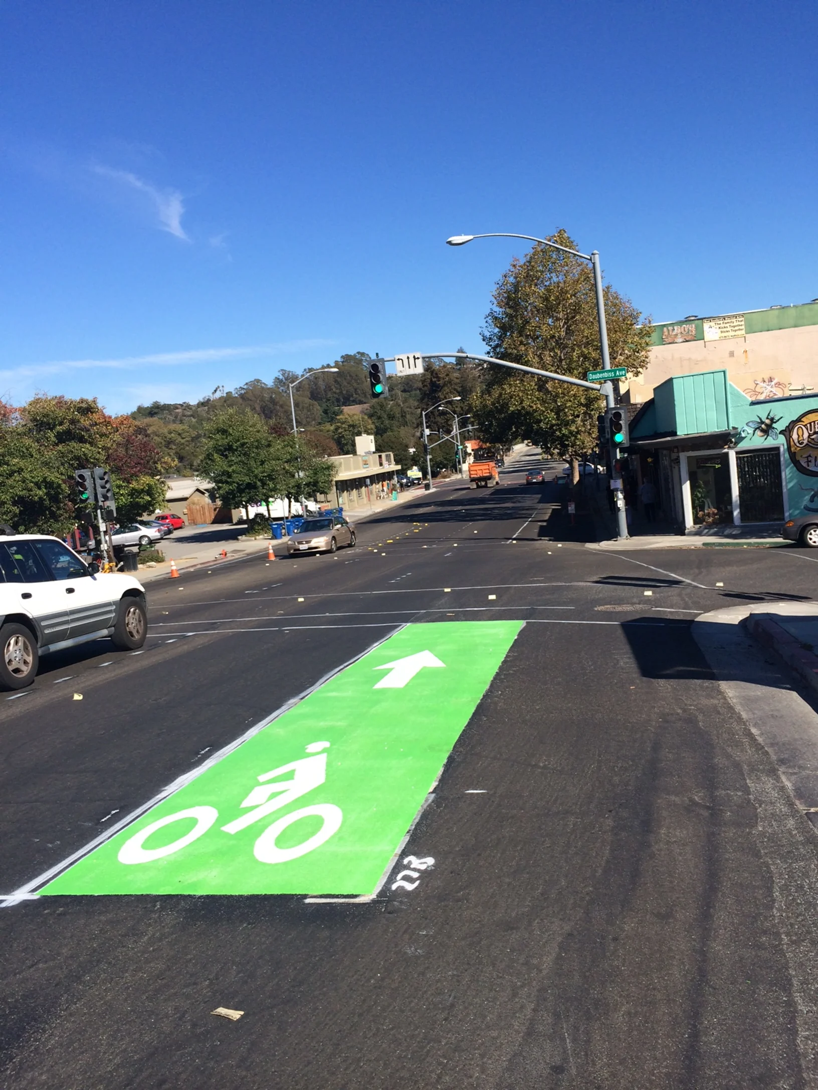 Green Lanes on Laurel Street and More Proposed at Freeway Onramps