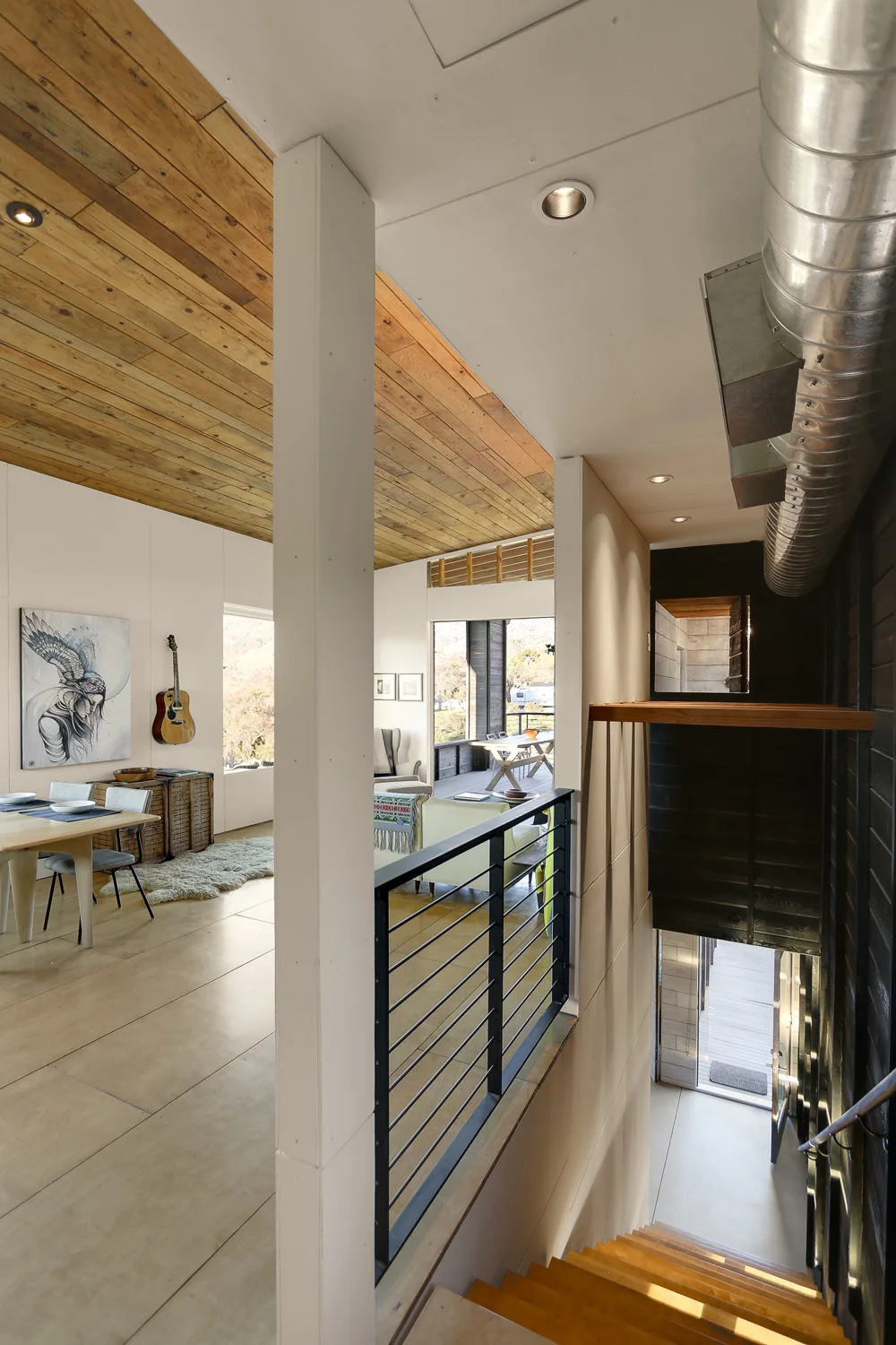 510-cabin-interior-hunter-leggitt-studio2.jpg