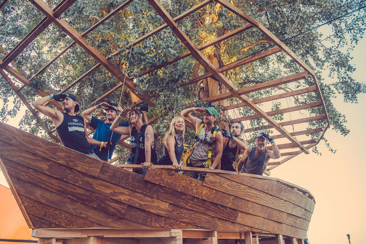 coachella-2015-dolab-tree-house-hunter-leggitt-studio-1.jpg