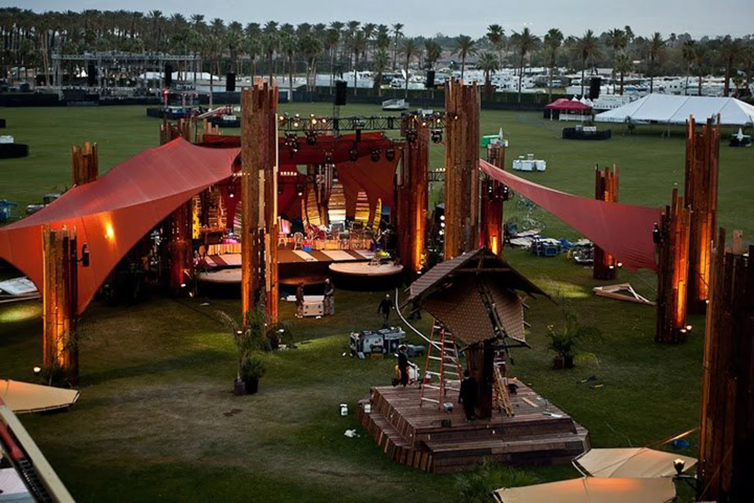 do-lab-coachella-2010-hunter-leggitt-studio-24.jpg