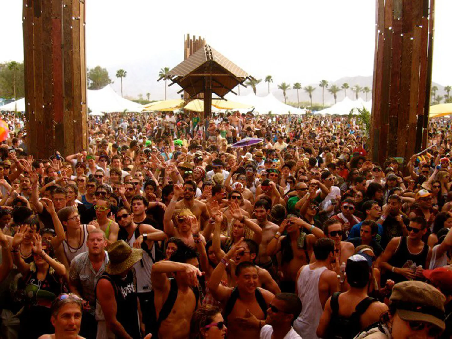 do-lab-coachella-2010-hunter-leggitt-studio-19.jpg