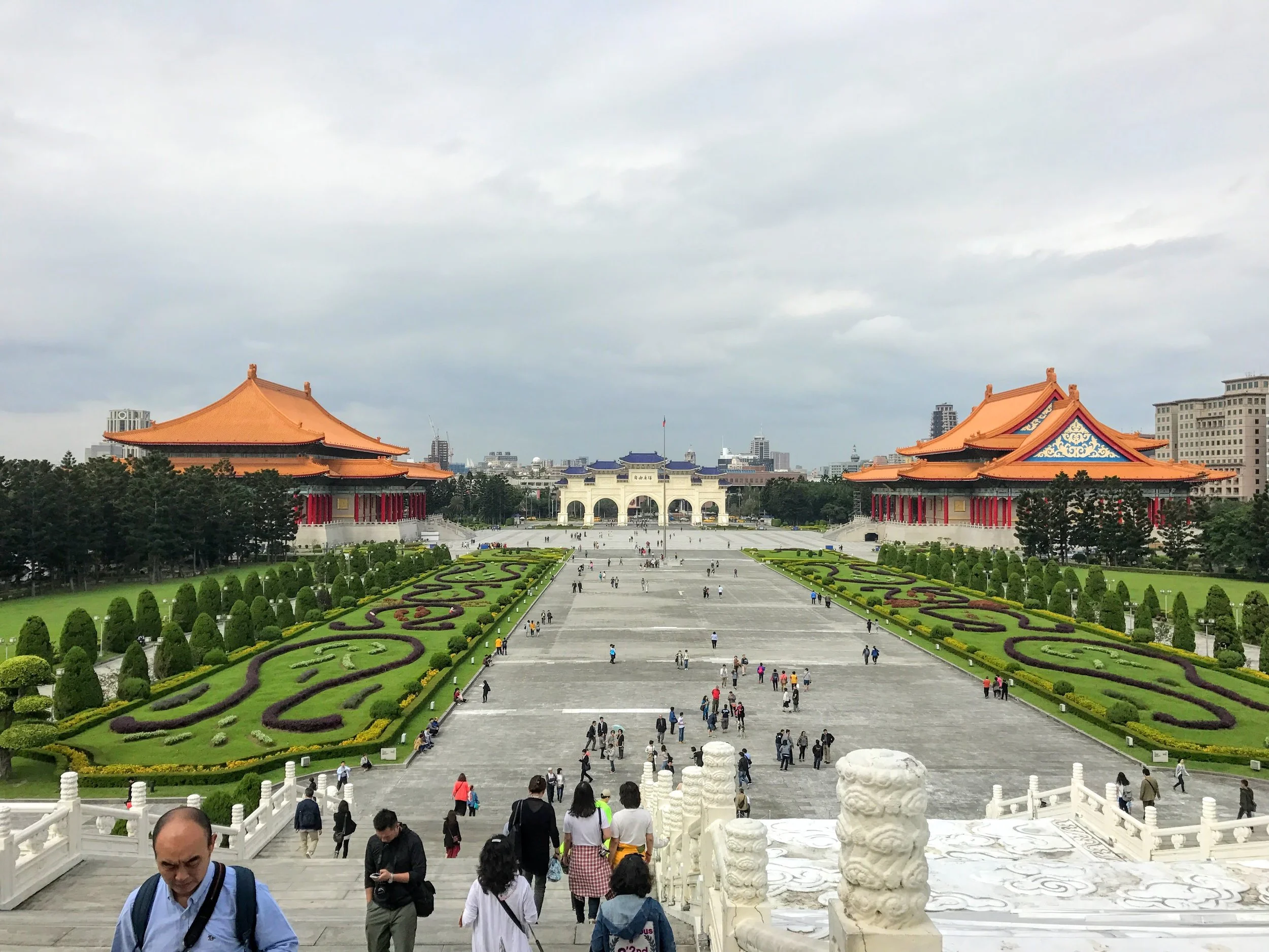 The view from the Chiang Kai-Shek Memorial hall // Taipei