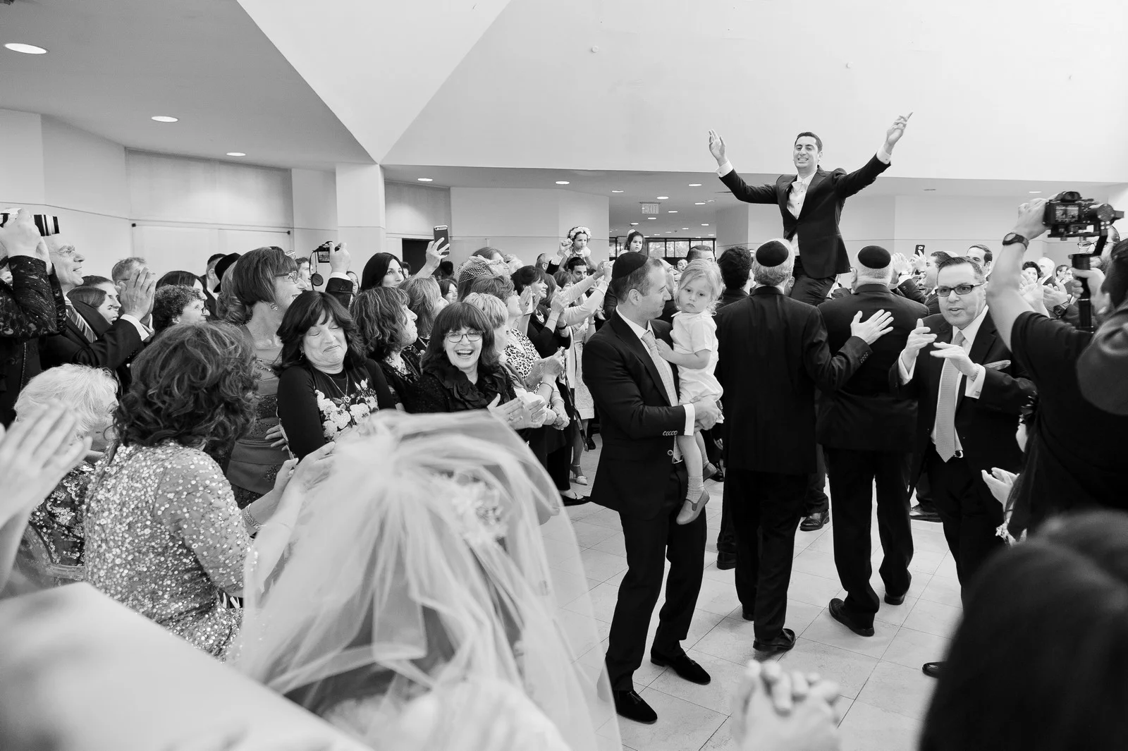 Josh and Michelle’s Modern Jewish Wedding at Congregation Keter Torah, Teaneck, New Jersey Photos by Chaim Schvarcz, Bride, Bedeken, Groom, Dancing