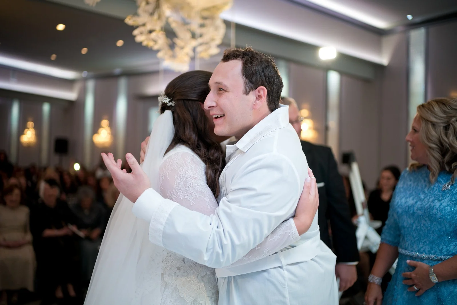 Talya and Michael's Modern Orthodox Jewish Wedding at The Sands, Atlantic Beach, NY Photos by Chaim Schvarcz Bride and Groom Portraits family ceremony reception chuppah chuppa