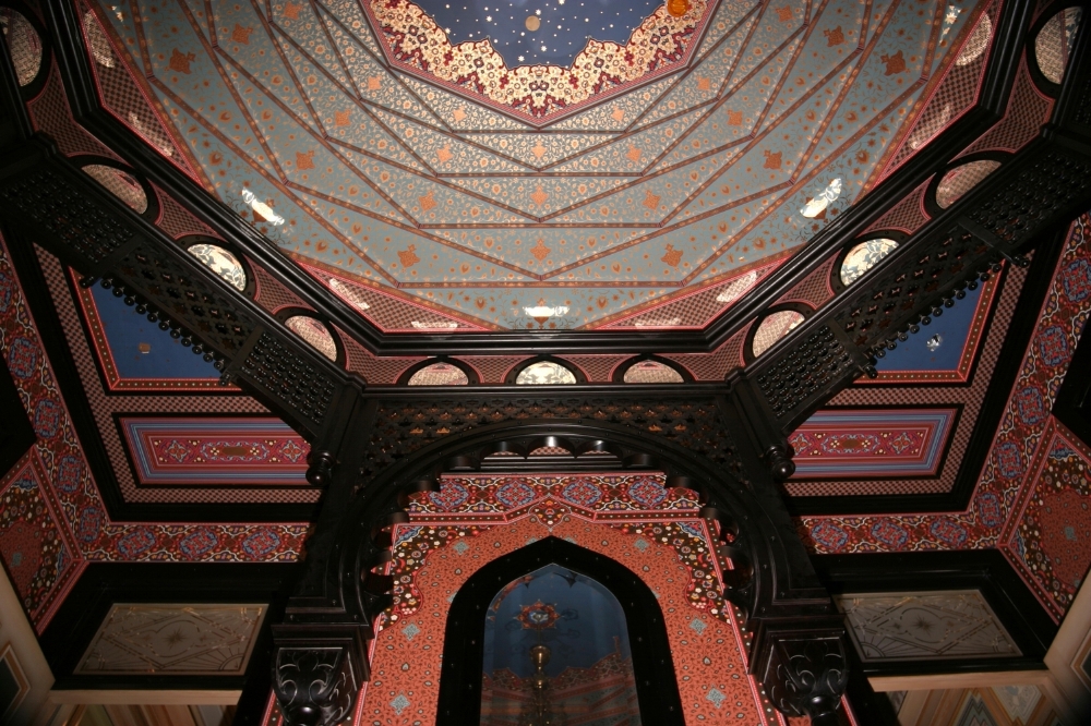 McDonald Mansion, Santa Rosa: The Turkish Parlor ceiling has over 1,300 pieces of wallpaper installed within its 10 tiers!
