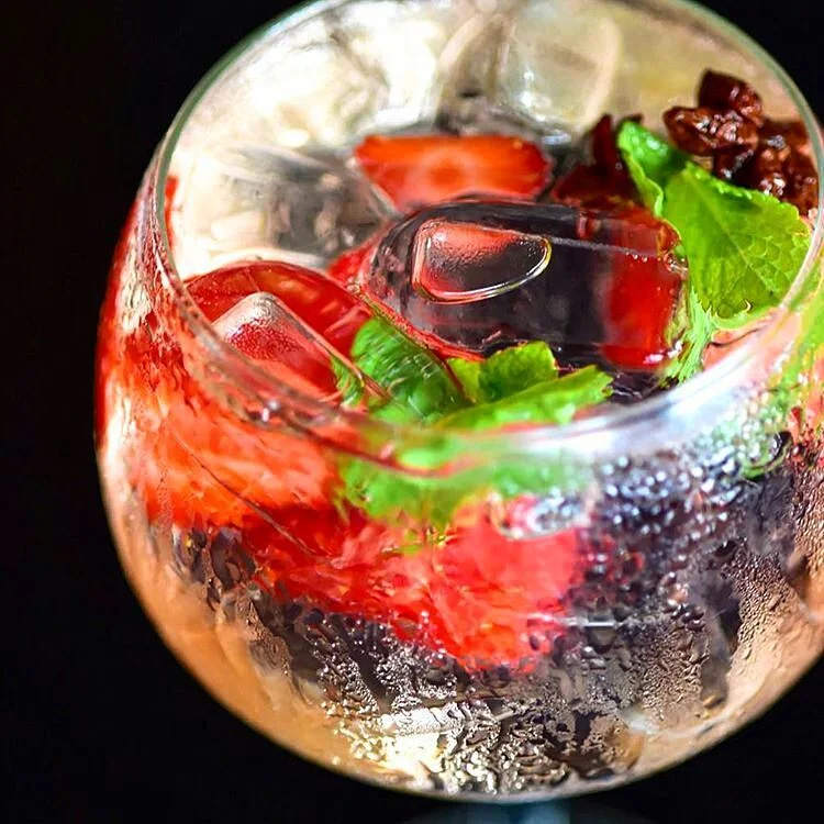 Gin & Tonic - gintonicly