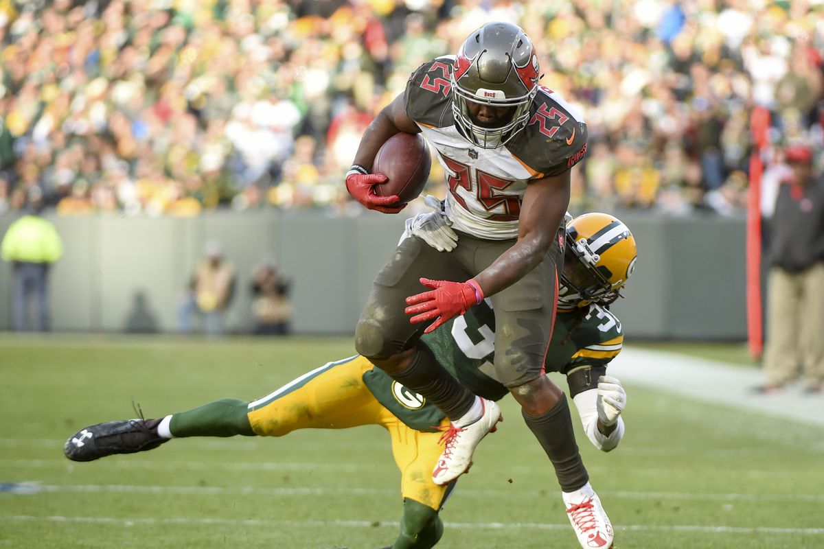 15 - Peyton Barber.jpg