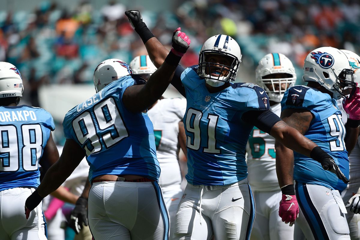 15 - Titans Defense.jpg
