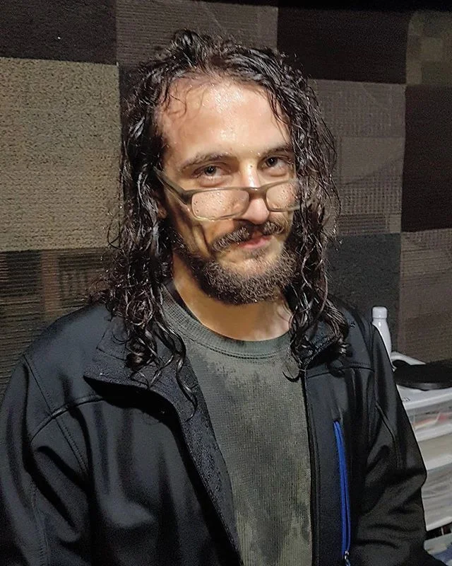 A little rain couldn't keep Rob from practice yesterday!

#metalband #trenchfoot #moist #wet #drippy #wettshirt