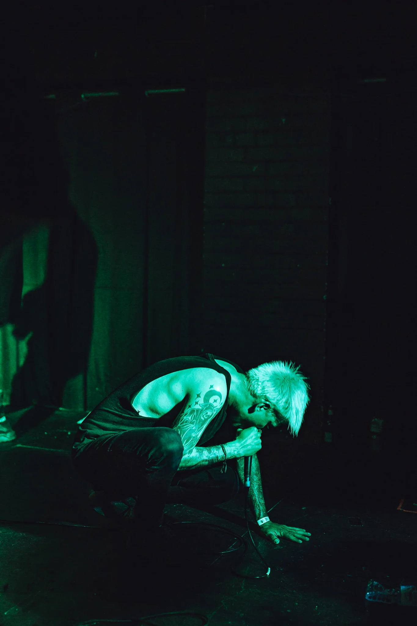 Mitch Lowe Photo - The Brave - Crowbar-1332.jpg