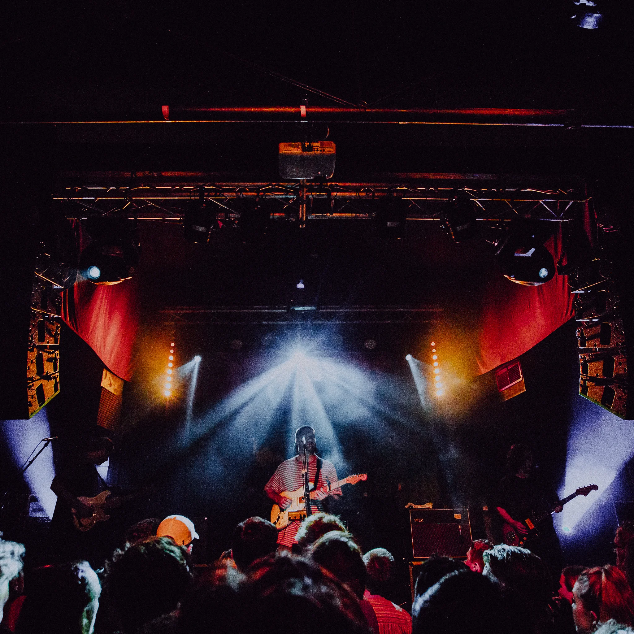 Mitch Lowe Photo - Turnover-Turnstile - Woolly Mammoth-40.jpg