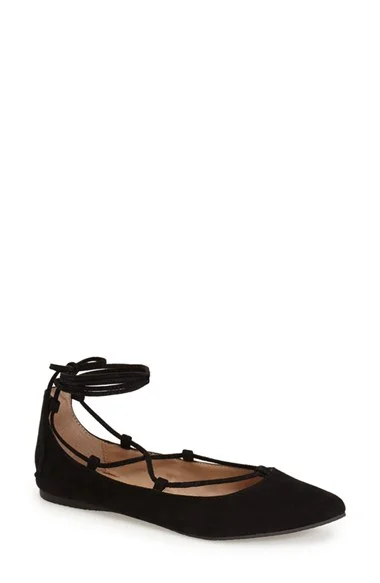 Black ballet flats.jpg