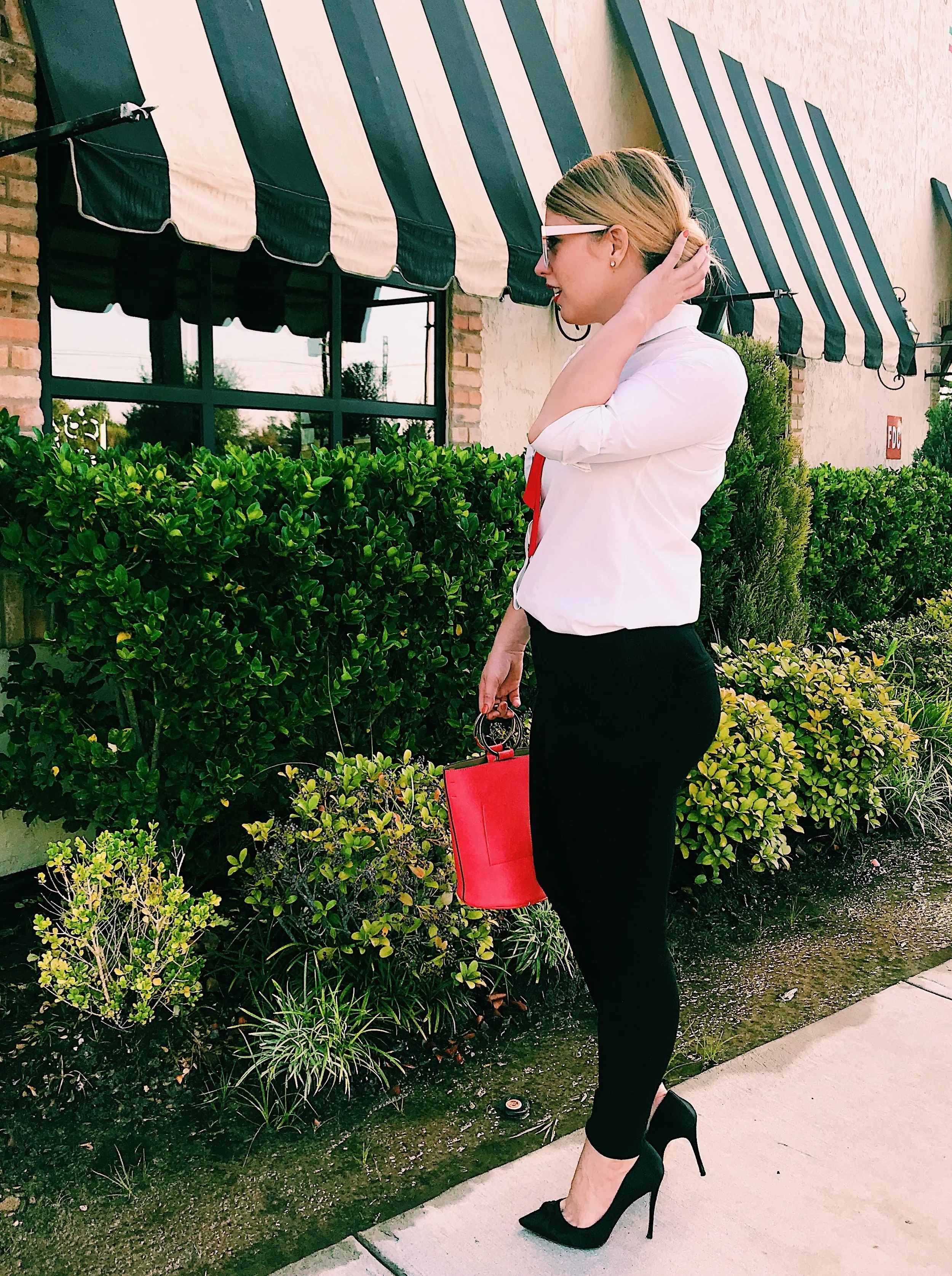 Three Heel Clicks - Red, White, Black and Bows (10).jpg