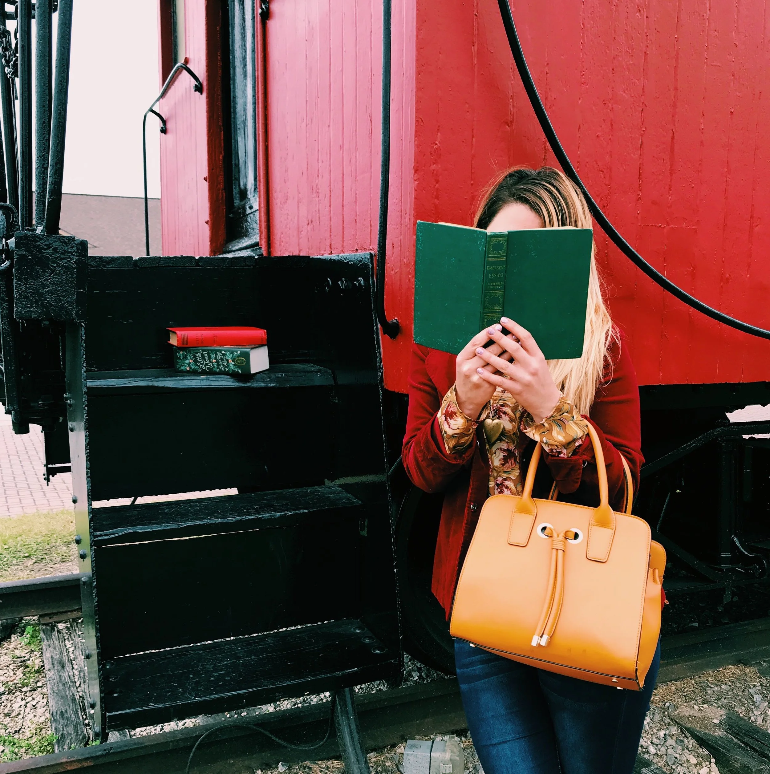 Three Heel Clicks - Gifting the Joy of Reading (26).jpg