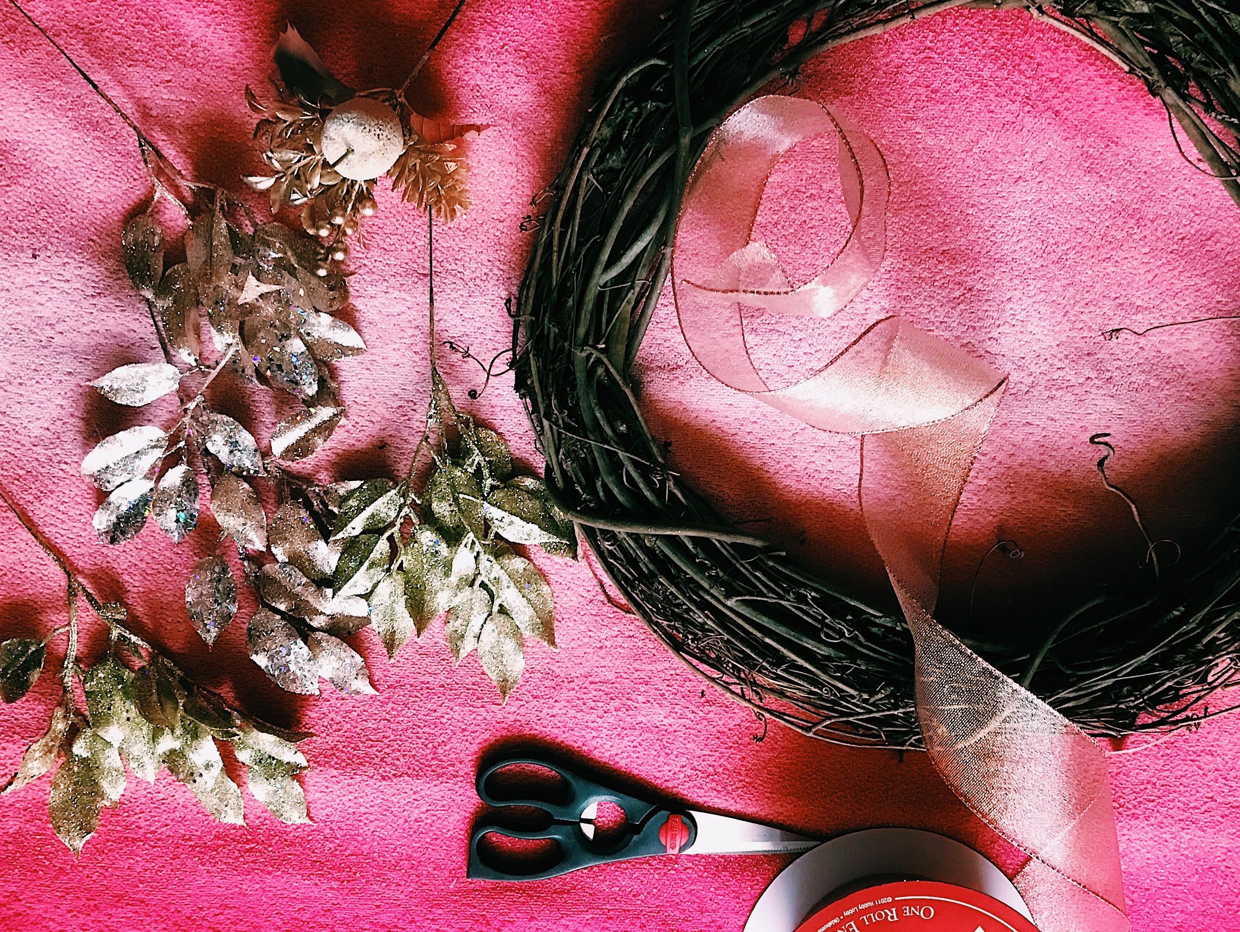 Three Heel Clicks - How to Make a Classy Holiday Wreath for $20 (11).jpg