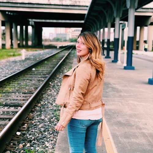 Three+Heel+Clicks+-+5+on+Fridays+-+Five+Western+Outfits+Perfect+for+the+Rodeo+%2811%29.jpg