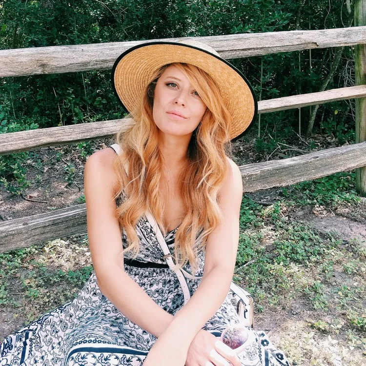 Three Heel Clicks - Five Ways to Wear a Spring Garden Hat (10).jpg