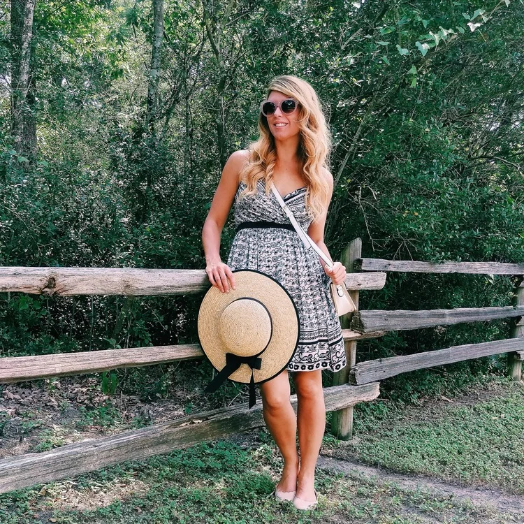 Three Heel Clicks - Five Ways to Wear a Spring Garden Hat (11).jpg