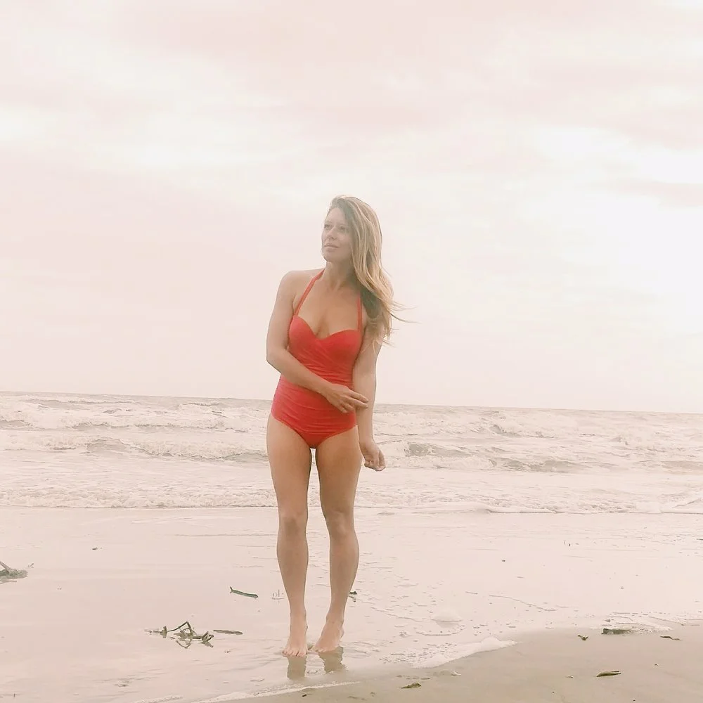 Three Heel Clicks - Four Summer Swimsuit and Cover Up Looks (15).jpg