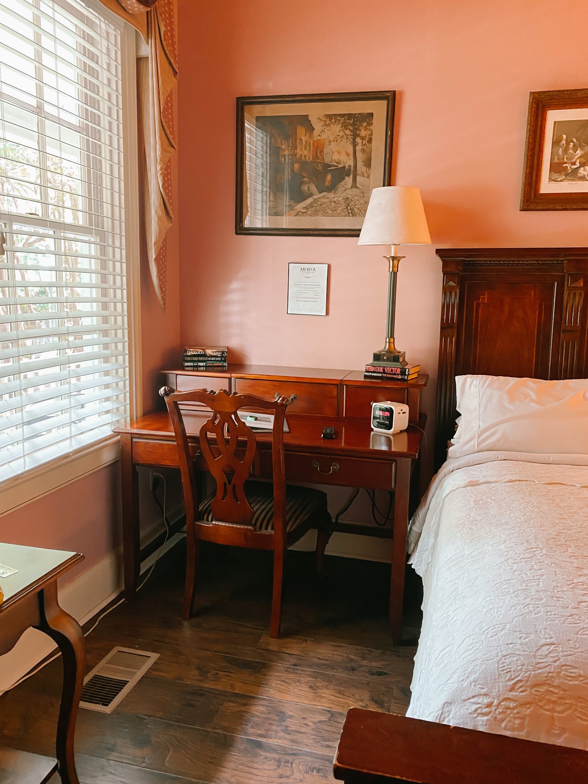 Three Heel Clicks - Small Town Charm: A Weekend in Historic Vicksburg