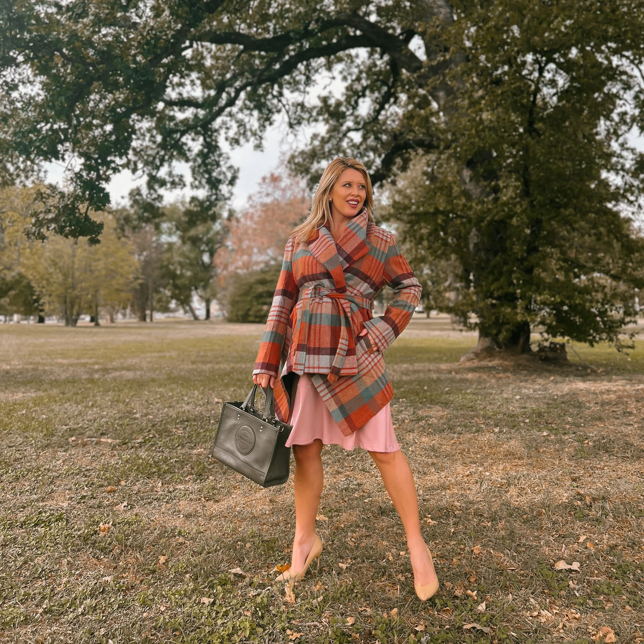 Three Heel Clicks - Fall Maternity Wear I’m Loving