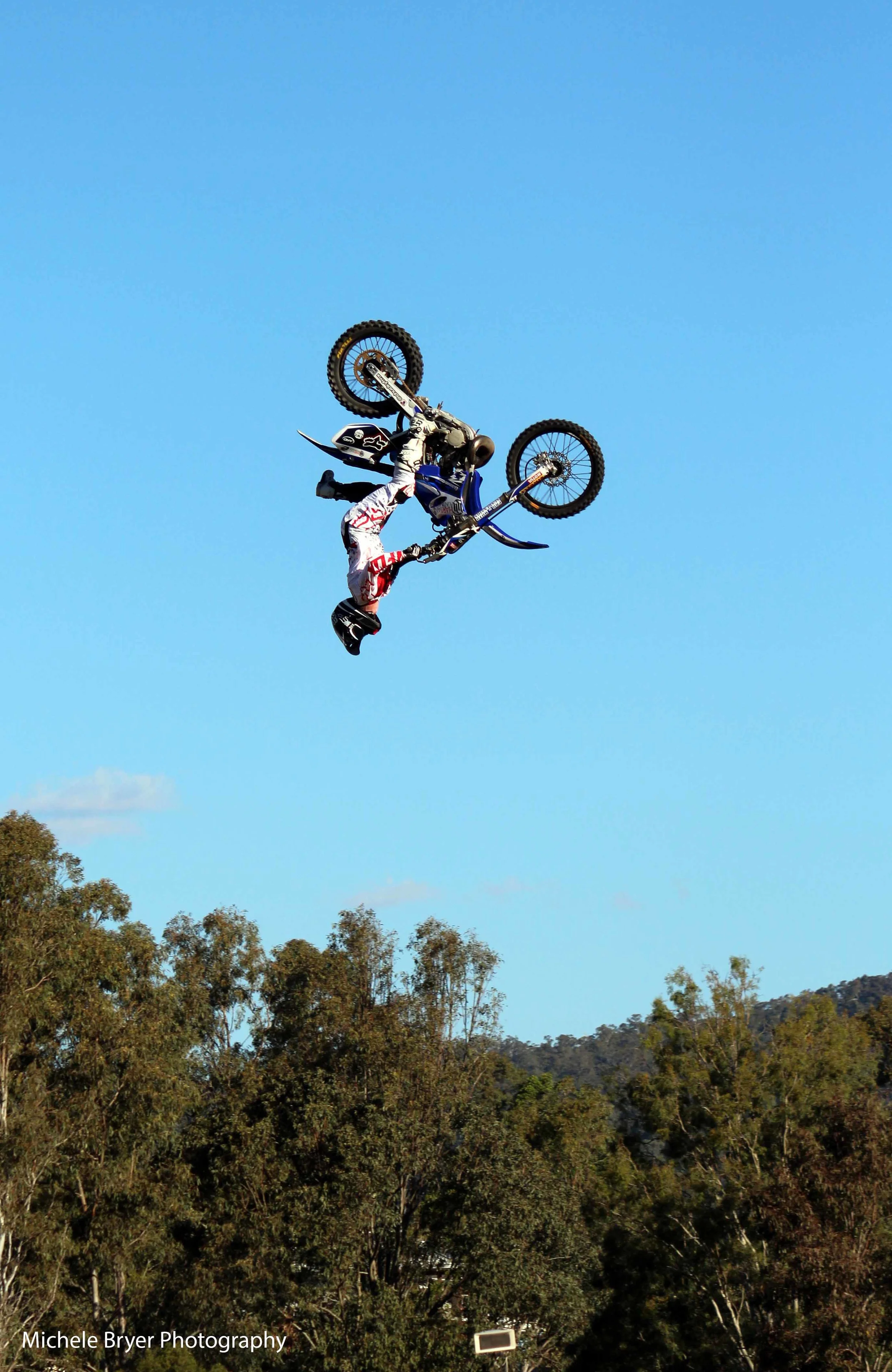 FMX Kaos7.jpg