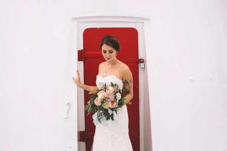 Haley + Justin / Photography by bassosweddings.com