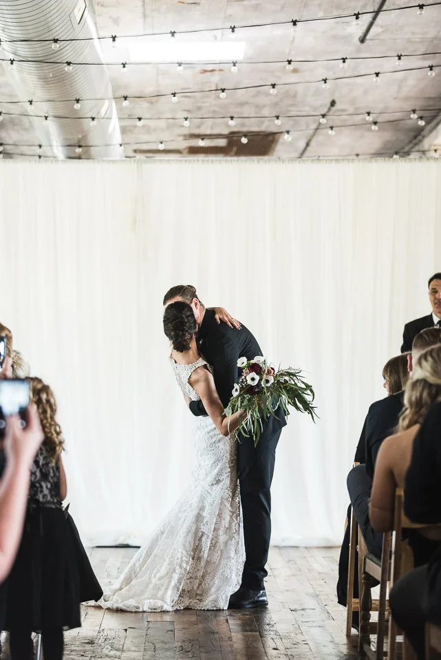 Aly + Joseph / Photography by hitchandsparrow.com