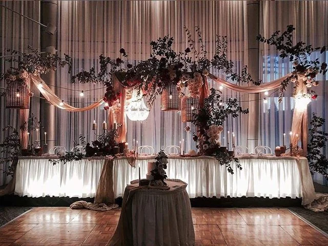 @bohemian_blooms transformed @citybeachweddings Ocean Room with this incredible romantic setup and we couldn't be more in love! ⠀
⠀
#citybeachwedding #citybeachwollongong #wollongongwedding #bohemianblooms #bohowedding #southcoast #blooms #weddingflo