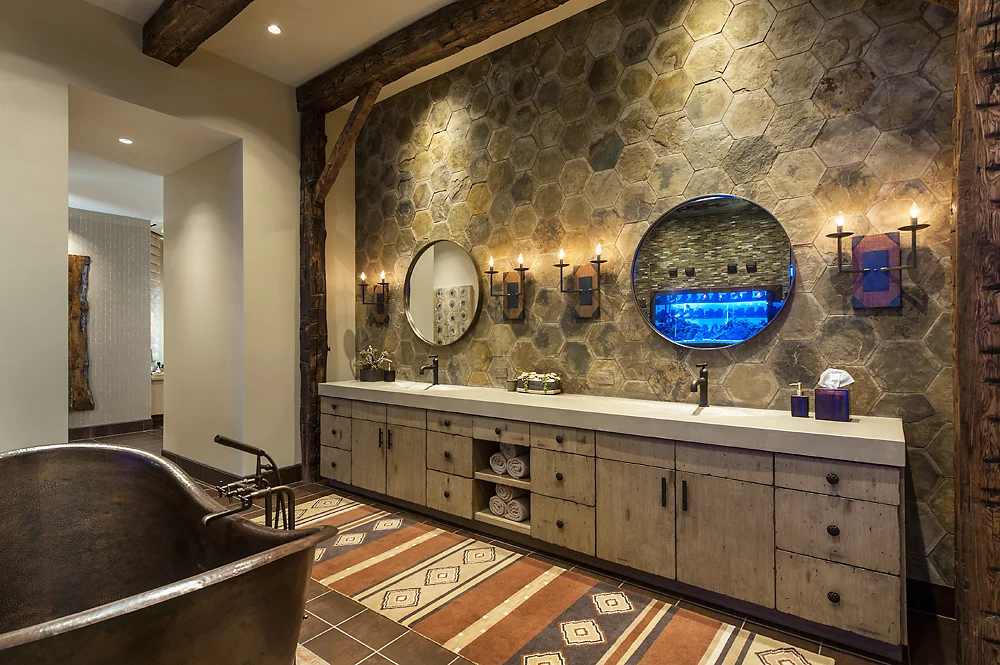 14-029-18 Master Bath.jpg