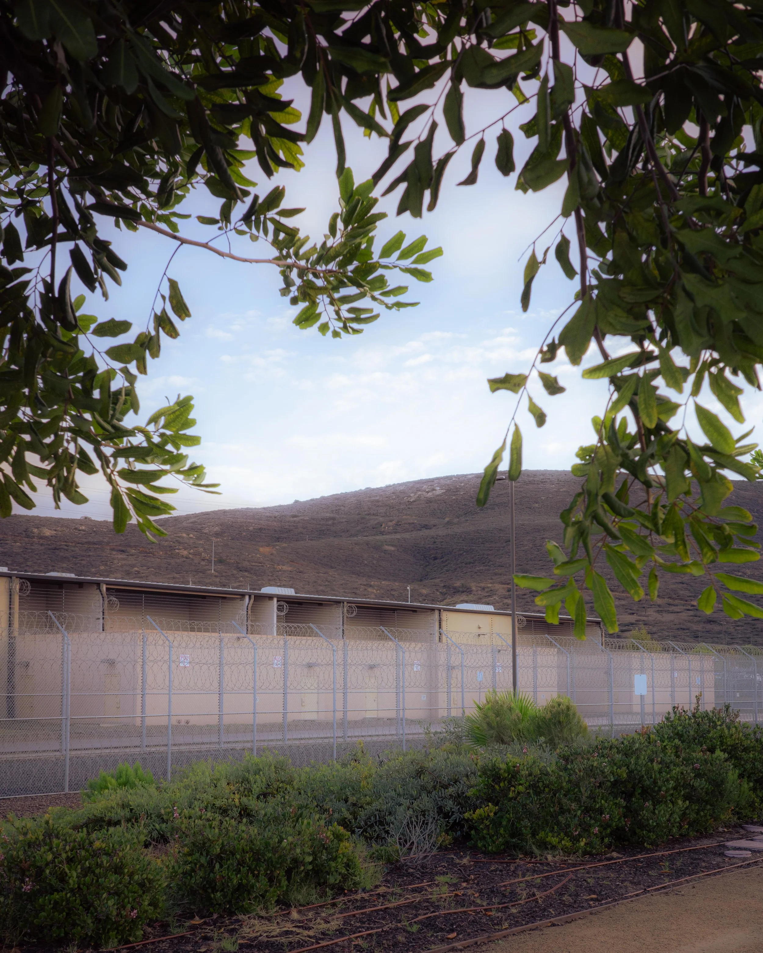 nyt-00OtayDetentionCenter-53 2.JPG