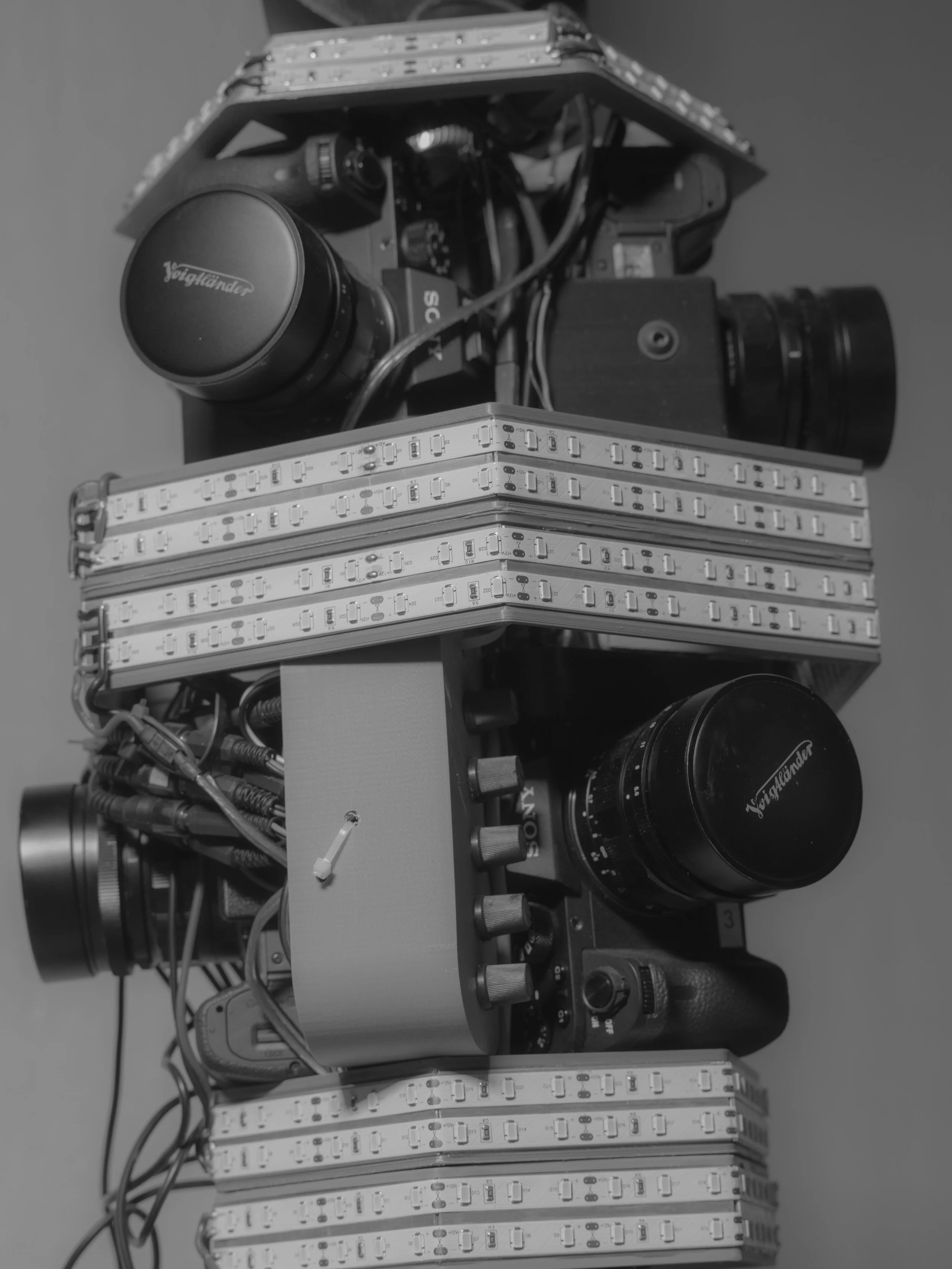 an_wsj_hr_020425-31.JPG