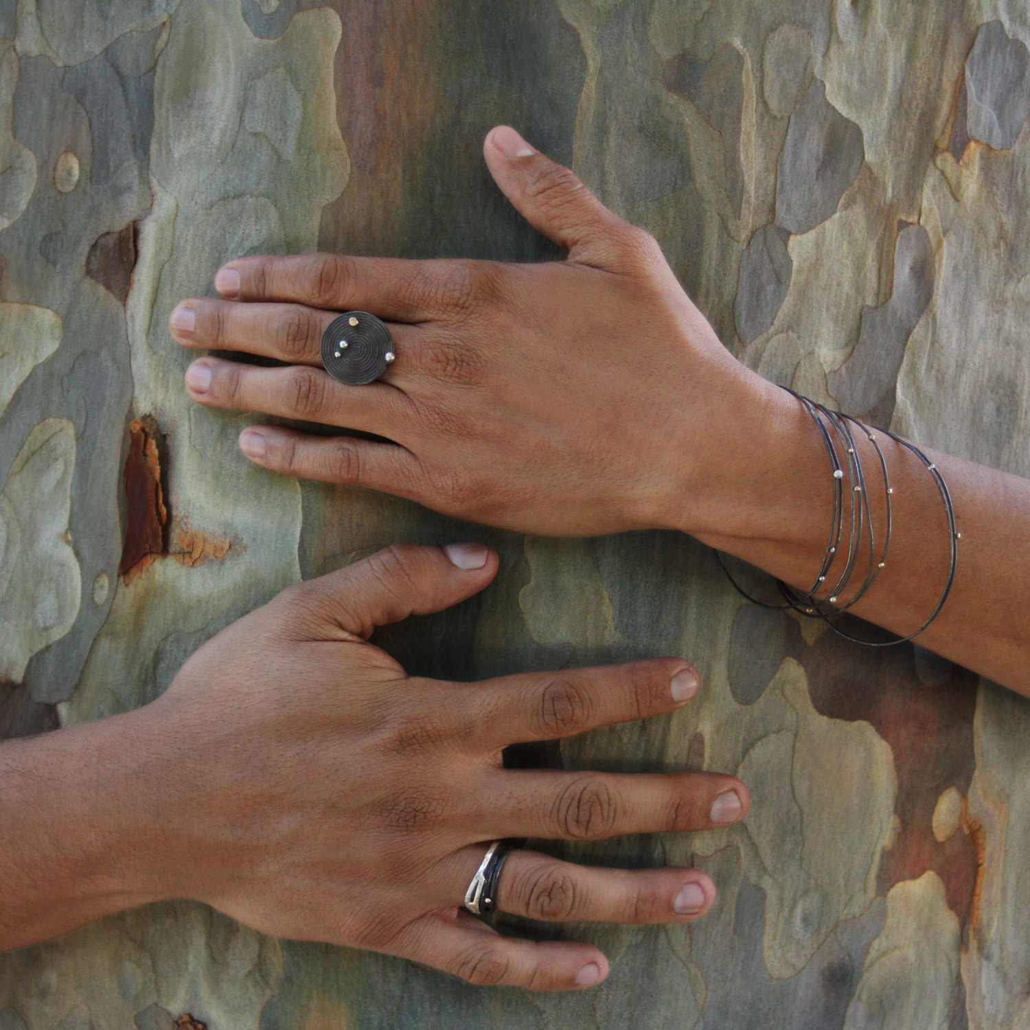 arietta rings and bracelets + pianeta nero ring