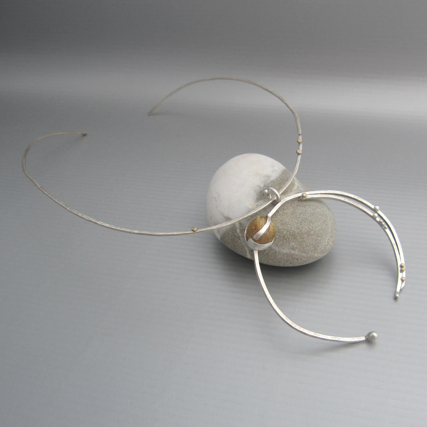 atollo necklace in silver, gold and with rutilated quartz