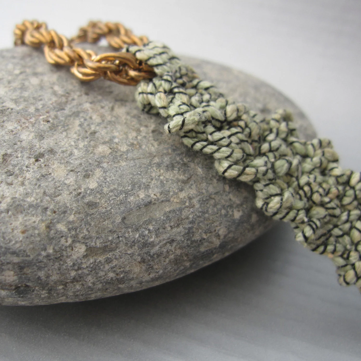 tela-di-ragno-due-necklace-2.jpg