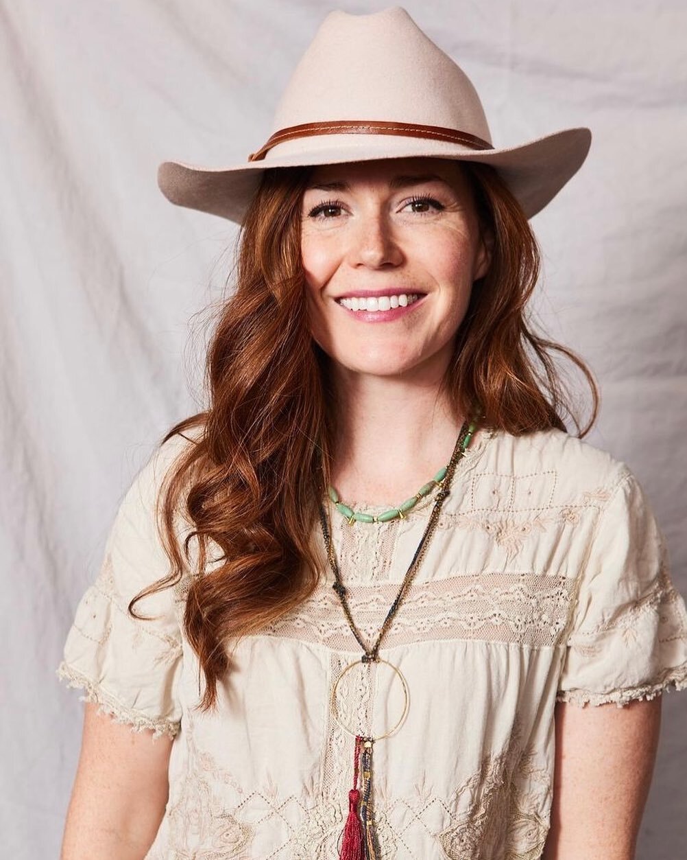 My jewelry is sold at the cool @bunyabunyavt shop in Vermont. And here is one of their latest posts with one of my textile necklaces on beautiful actress @haleyfinnegan !