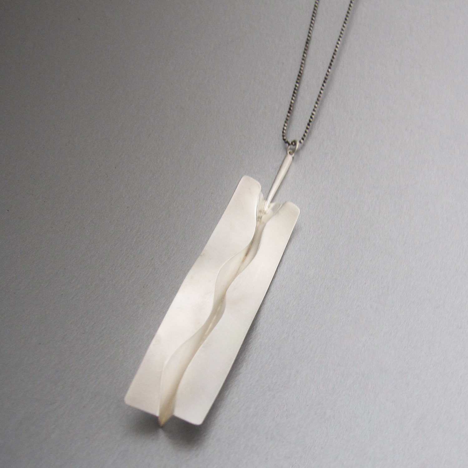 burrone-necklace-1.jpg
