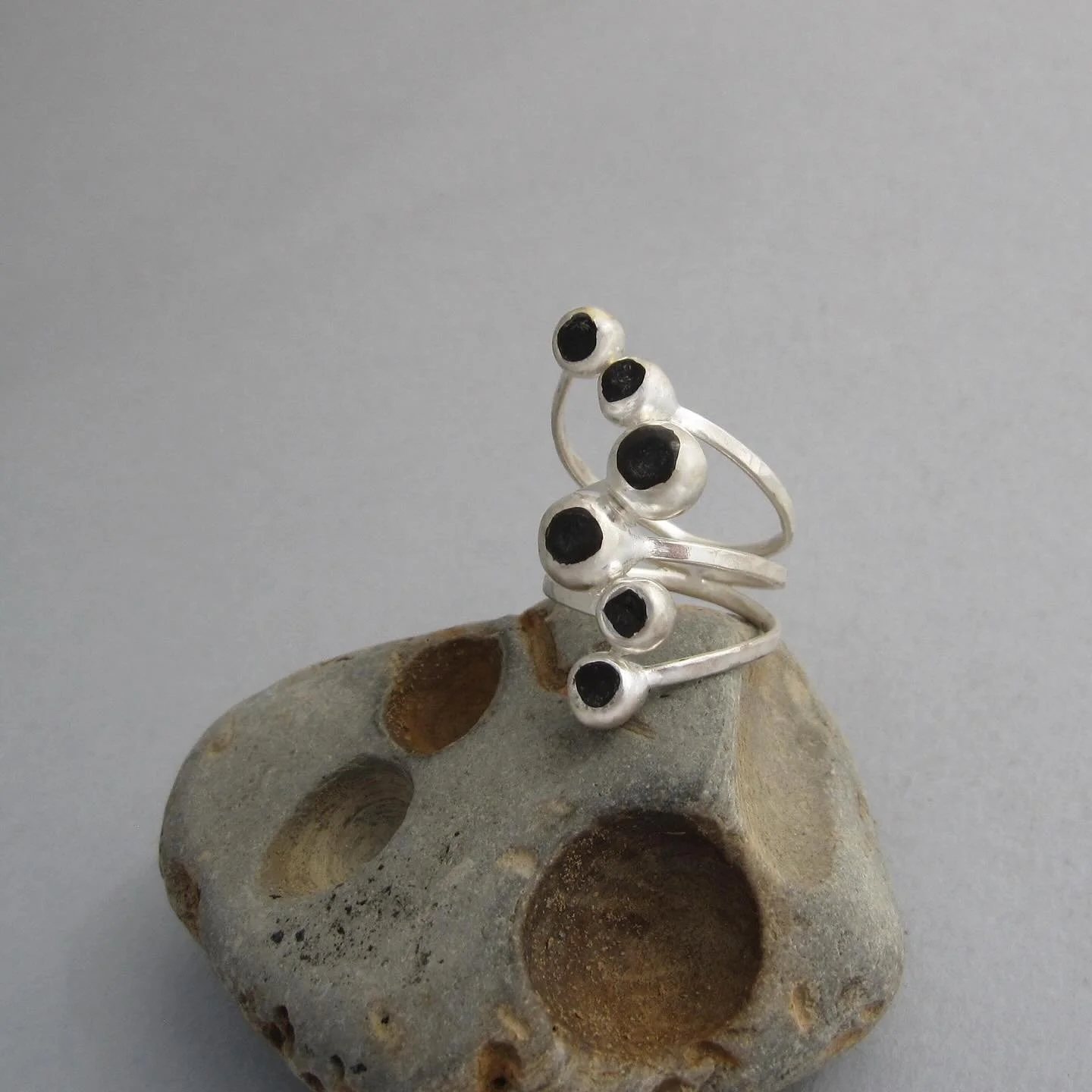 NEW - occhi di gufo ring
Inspired by the mesmerizing eyes of owls, this distinctive sterling silver ring from the signature collection features a multi-eye motif and an adjustable fit&mdash;designed to make a bold, elegant statement
Available online: