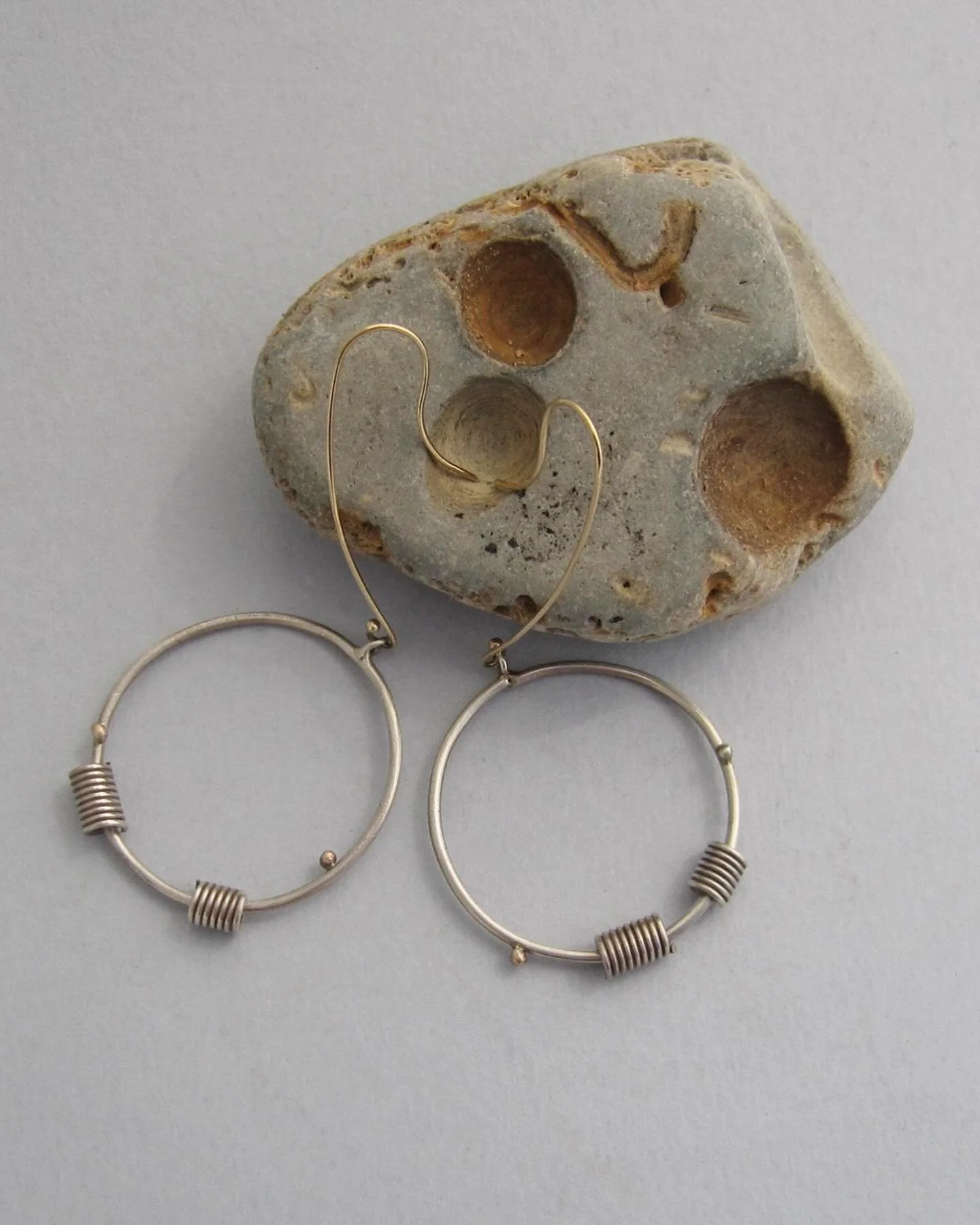 Need something unique for the holidays?
Check out the Occhioni Con Ciglia earrings. These eye-inspired and one of a kind earrings are more than jewelry&mdash;they&rsquo;re a statement.
Handcrafted with sterling silver, accented by 18k solid gold ball