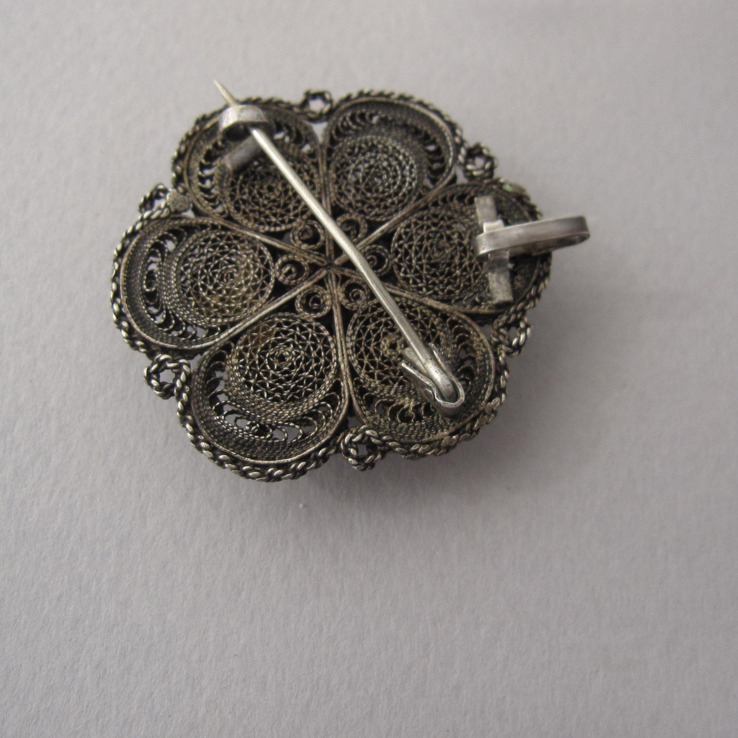 vintage-sterling-silver-filigree-and-coral-brooch-3.jpg
