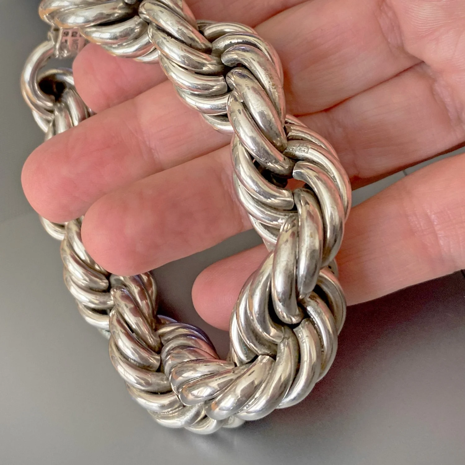 アクセサリー Italy vintage twist rope bracelet 925 VINTAGE STERLING SILVER 8 IN UNIQUE TWIST ROPE TWIST BANGLE