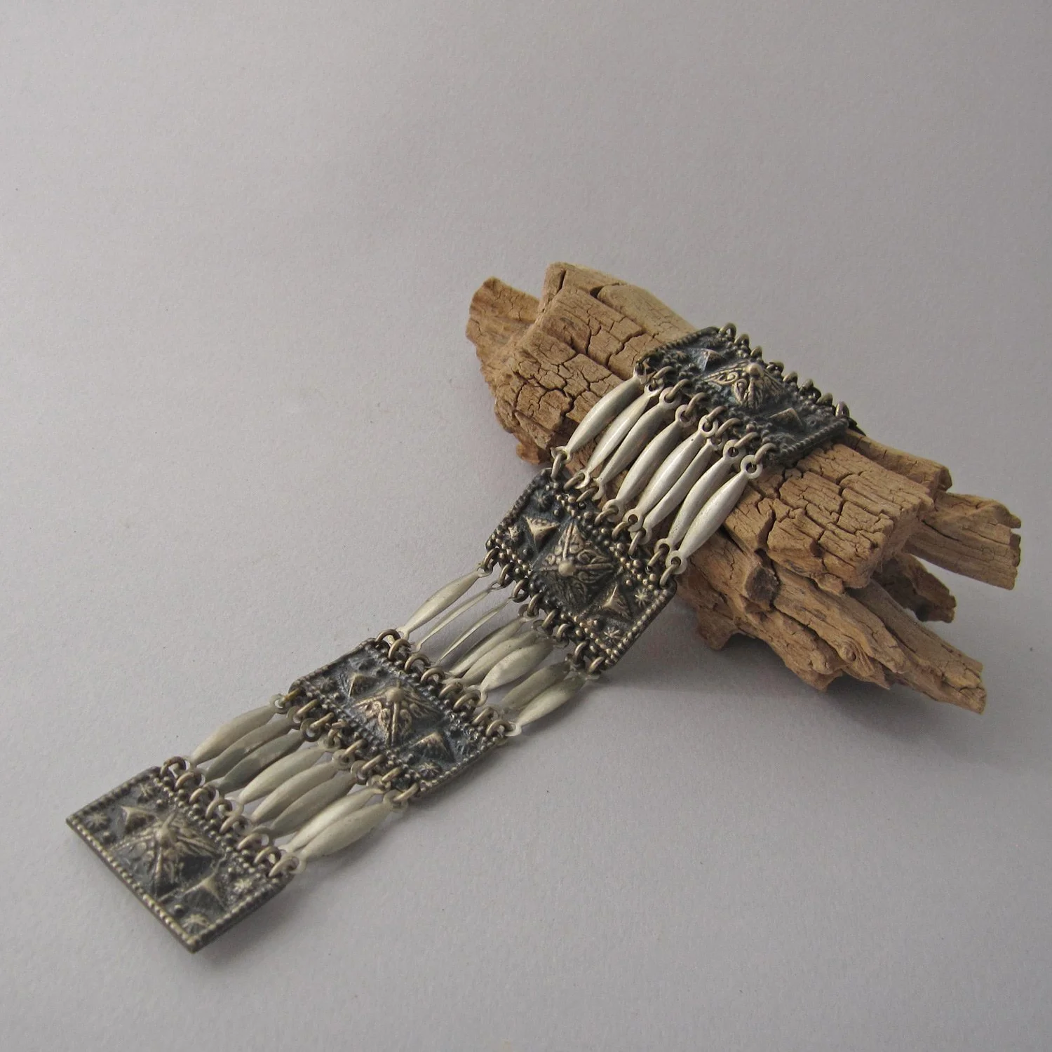 vintage-sterling-silver--mexican-links-bracelet-1.jpg