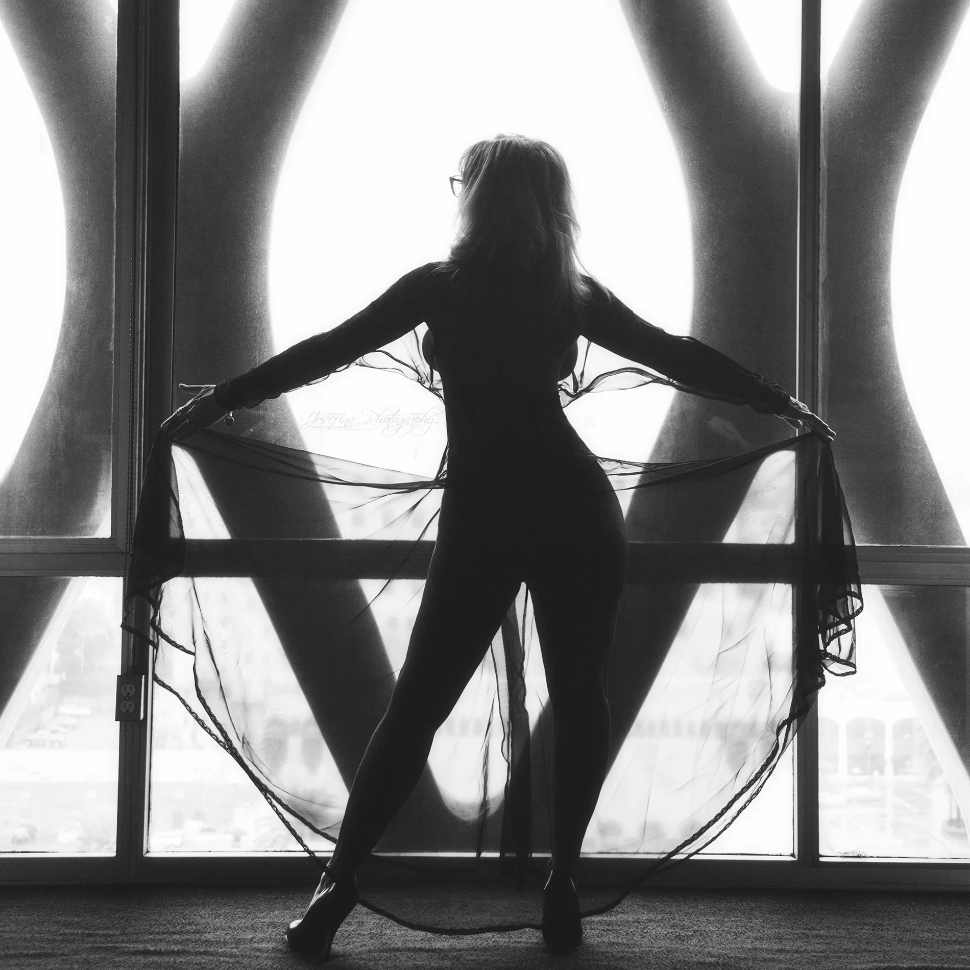 M / Nina Hartley | Copyright © Josefina Photography 2016