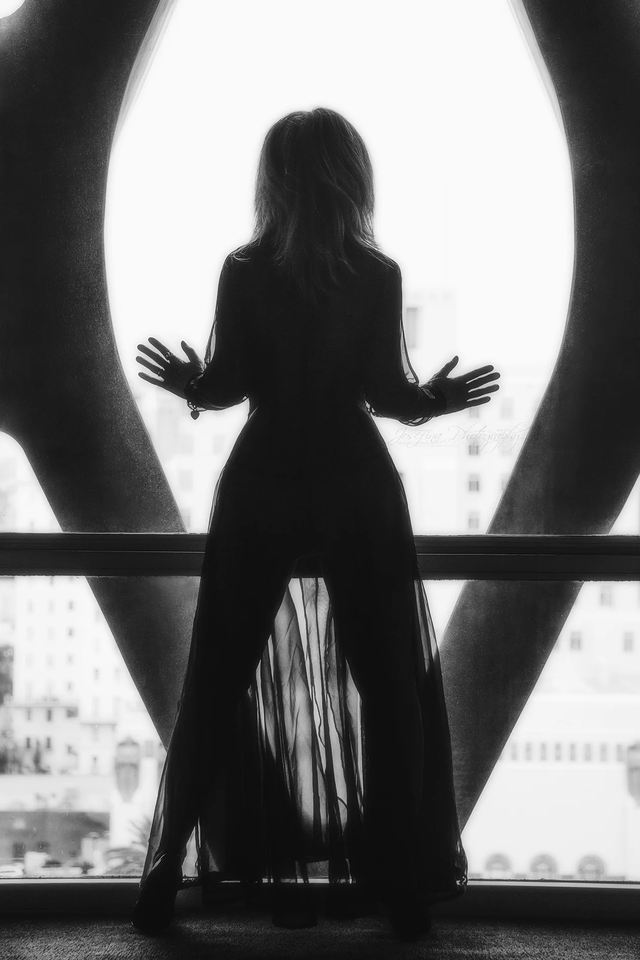 M / Nina Hartley | Copyright © Josefina Photography 2016