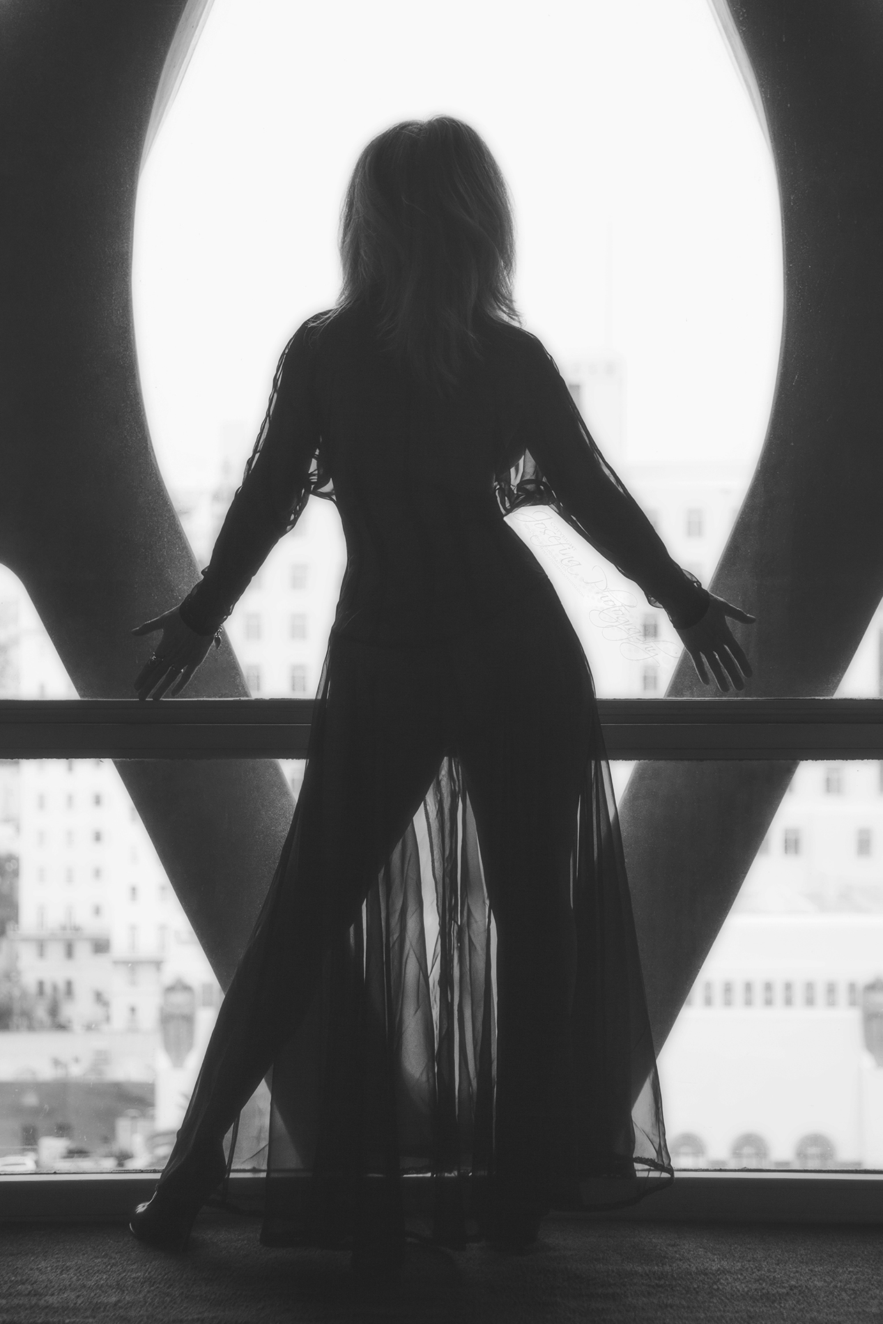 Another black and white favorite! | M: Nina Hartley | Copyright © Josefina Photography 2016