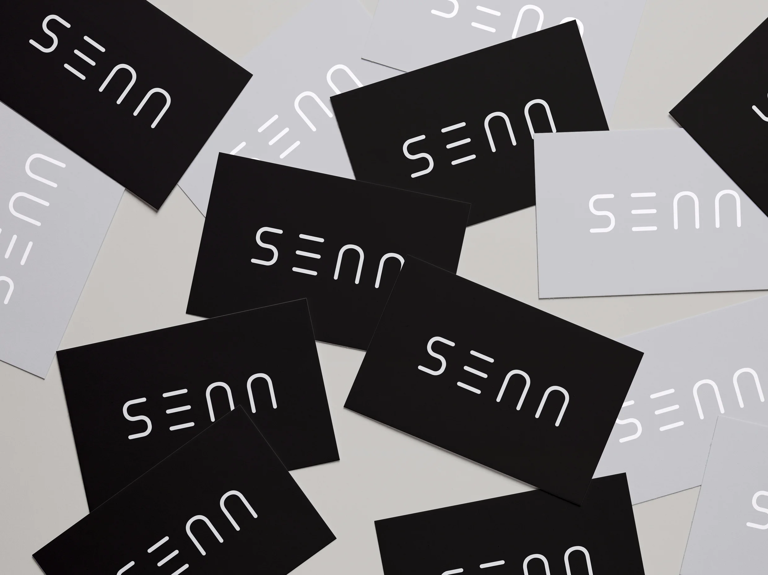 SENN-business-card-mockup.jpg