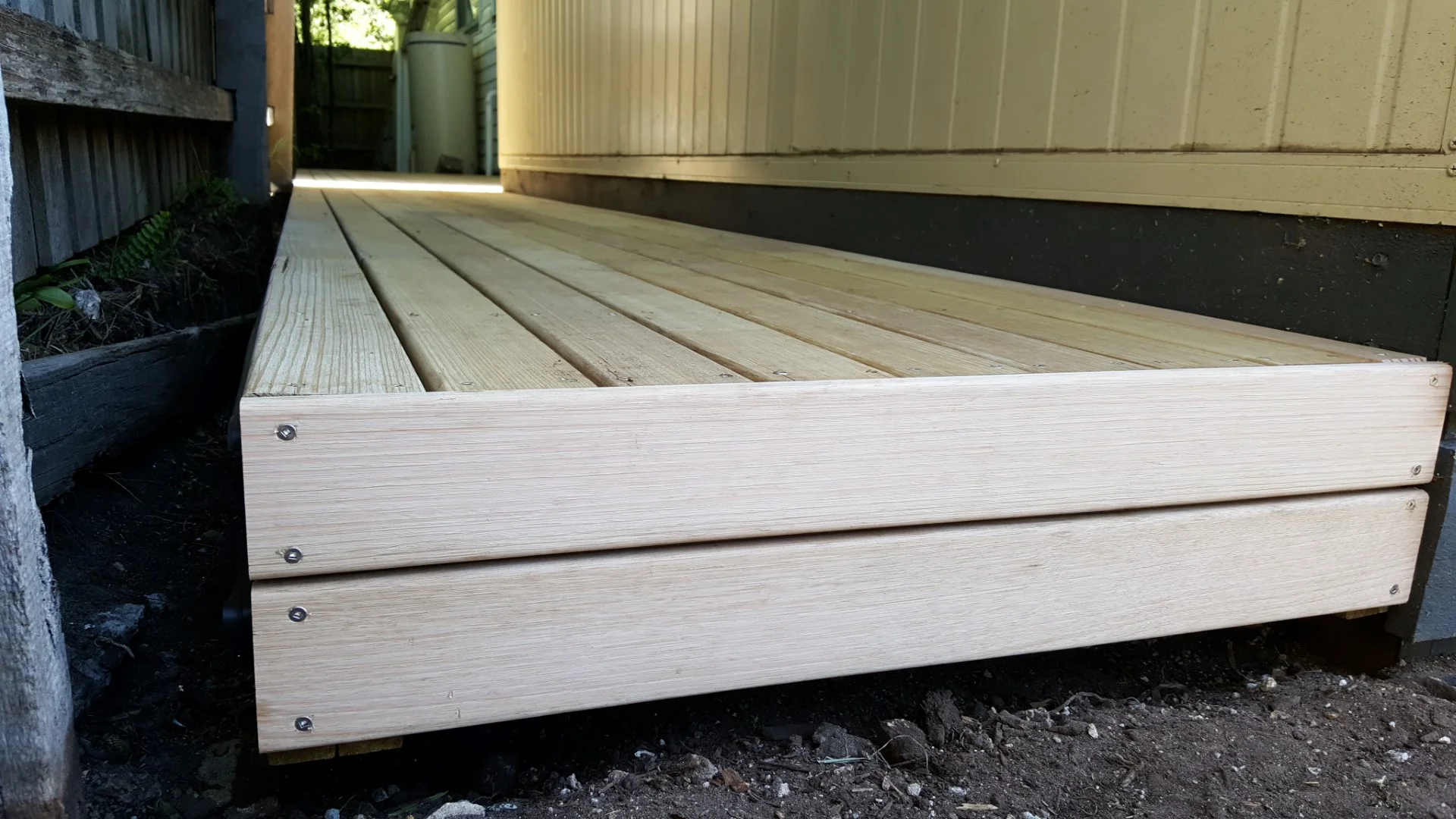 Floating Deck